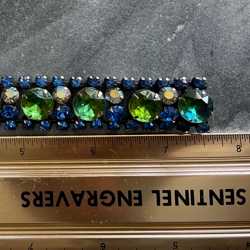 Vintage Kramer New York Blue Green Crystal Bracelet Earrings Set - Picture 11 of 12